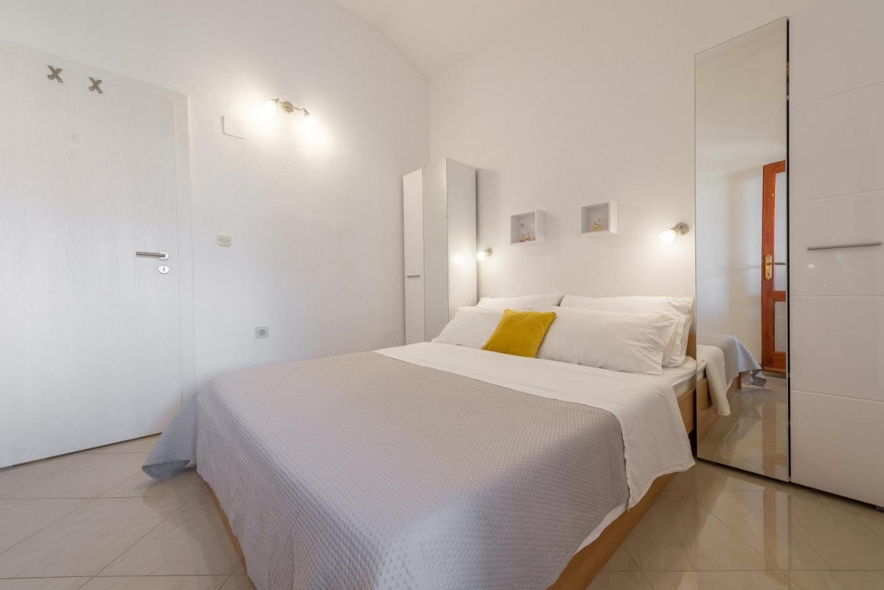 Apartments Maria Kukljica Dış mekan fotoğraf